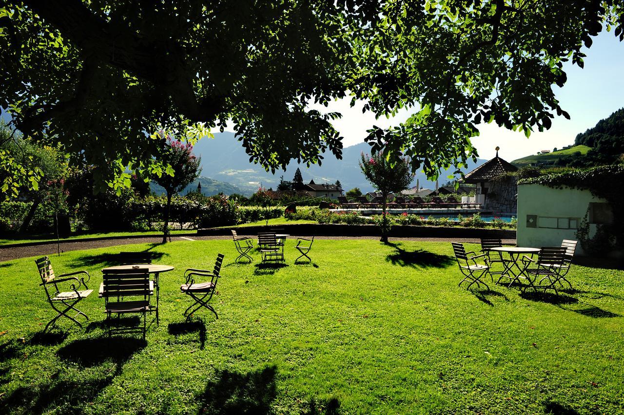 Ansitz Punthof Hotel Lagundo Exterior photo