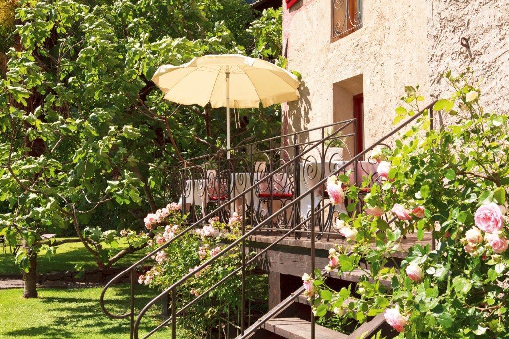 Ansitz Punthof Hotel Lagundo Exterior photo